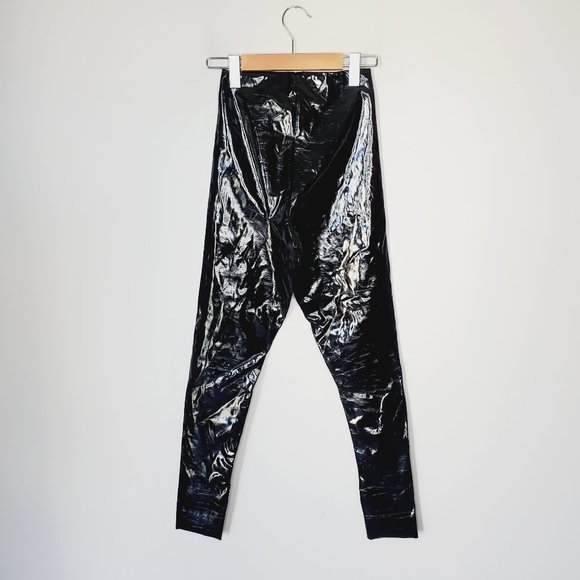 COMMANDO USA High Rise Vinyl Shapewear Pants - Picture 3 of 9